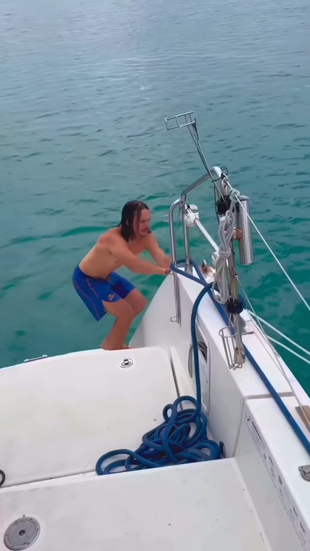 MASSIVE SPLASH